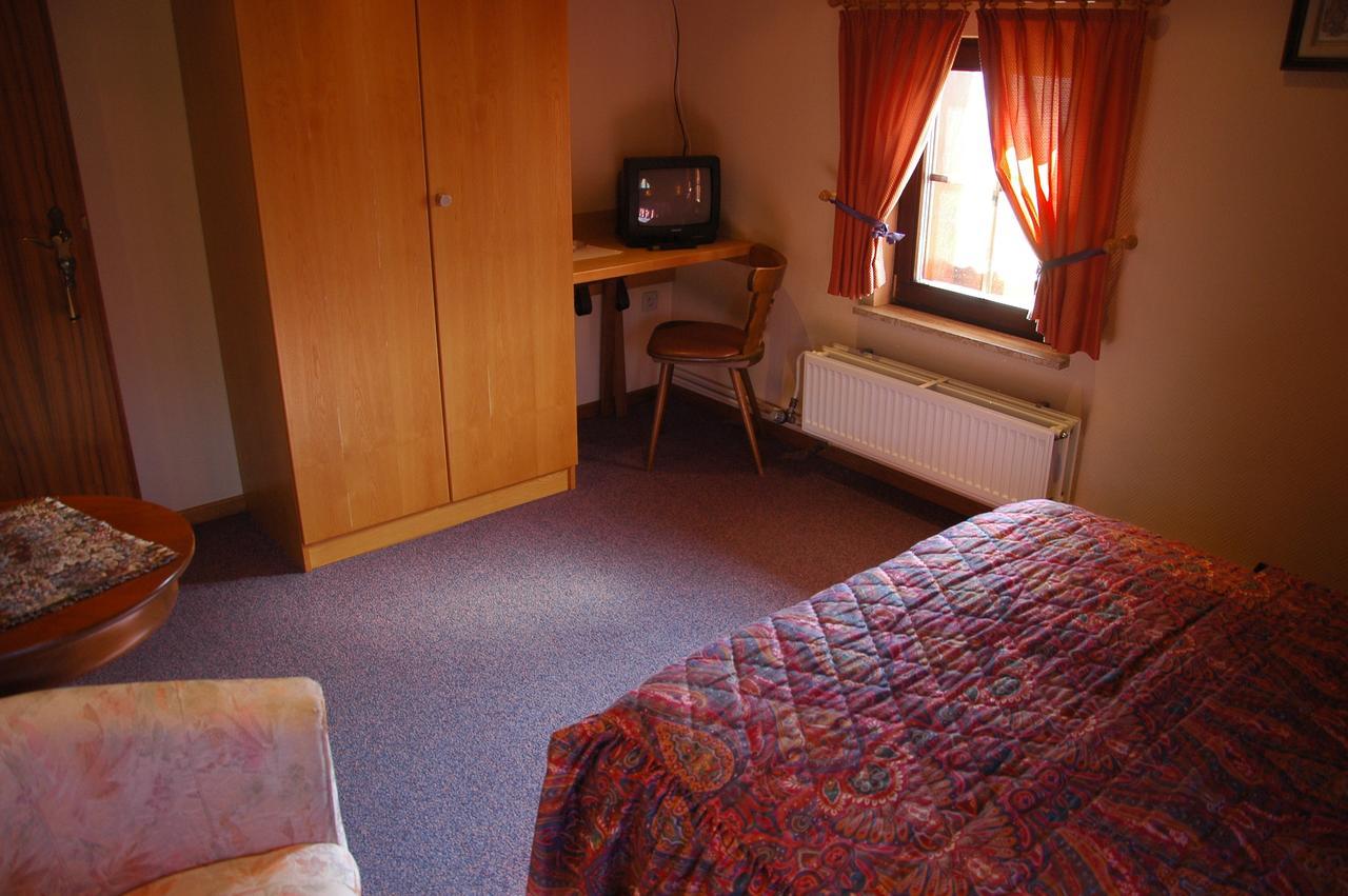 Hotel Rittersprung Урен Экстерьер фото